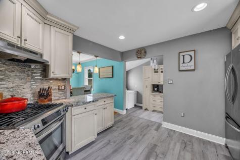 37 Sunset Place North Middletown NJ 07748