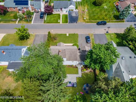 37 Sunset Place North Middletown NJ 07748