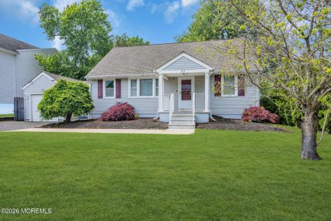 37 Sunset Place North Middletown NJ 07748