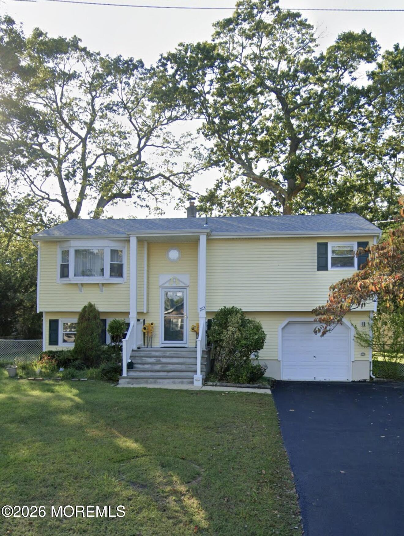Wall NJ, 1813 World Street