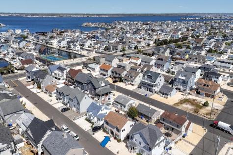 126 Bayberry Road Lavallette NJ 08735