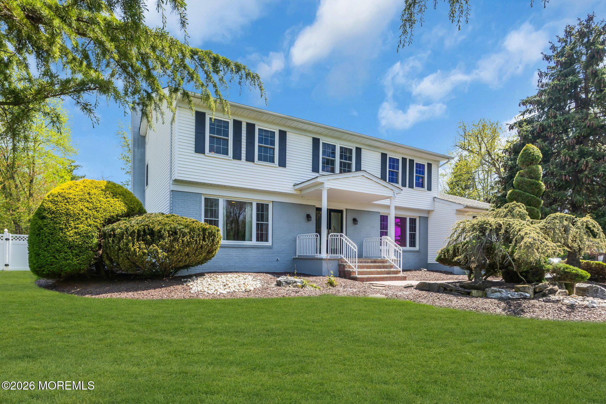 8 Glendale Drive Manalapan NJ 07726