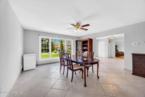8 Glendale Drive Manalapan NJ 07726