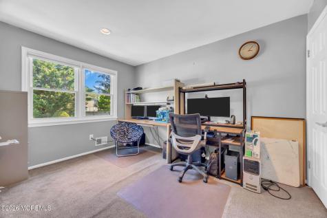 8 Glendale Drive Manalapan NJ 07726