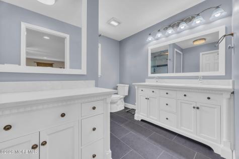 8 Glendale Drive Manalapan NJ 07726