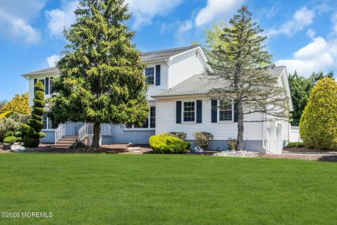8 Glendale Drive Manalapan NJ 07726