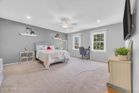 8 Glendale Drive Manalapan NJ 07726