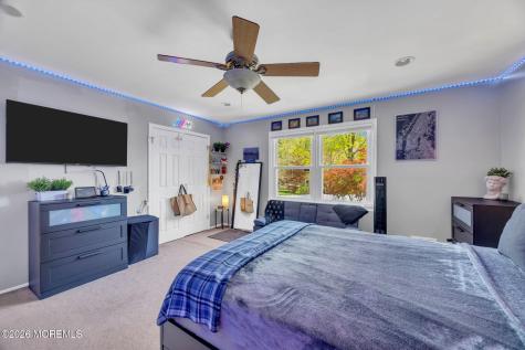 8 Glendale Drive Manalapan NJ 07726
