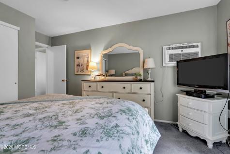 112 Lexington Court Red Bank NJ 07701