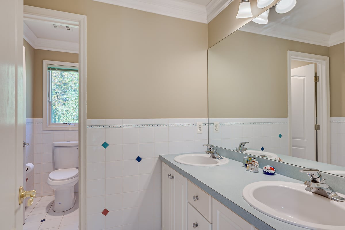117 Rolling Hill Drive Morganville NJ 07751
