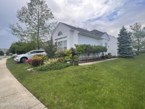 6 Ravenna Road Manchester NJ 08759