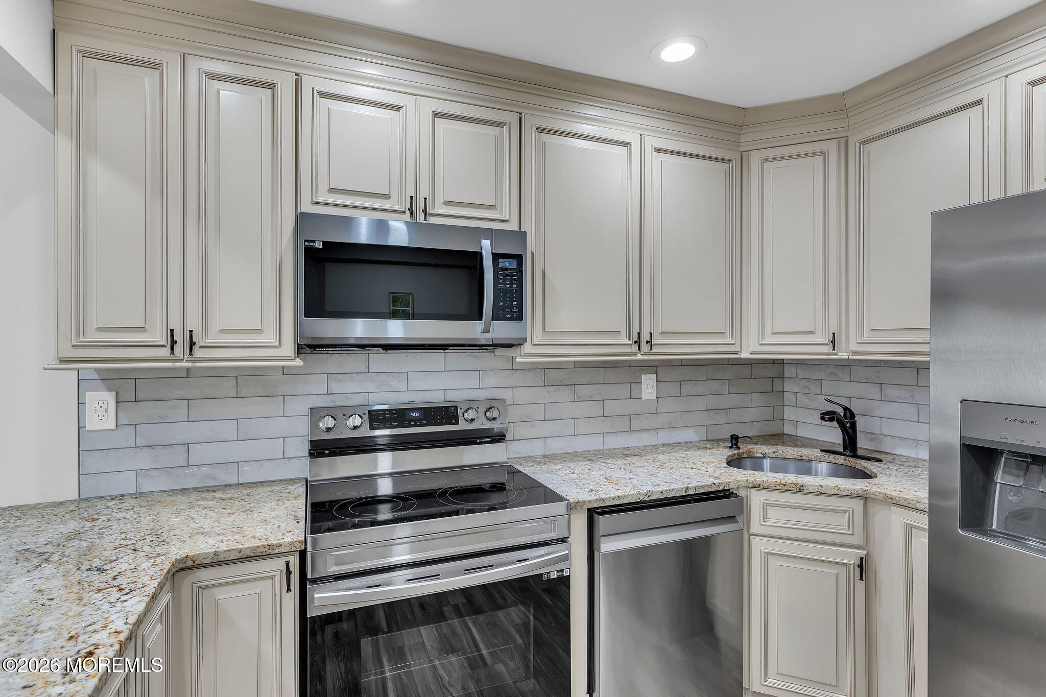 20 Lexington Court Red Bank NJ 07701