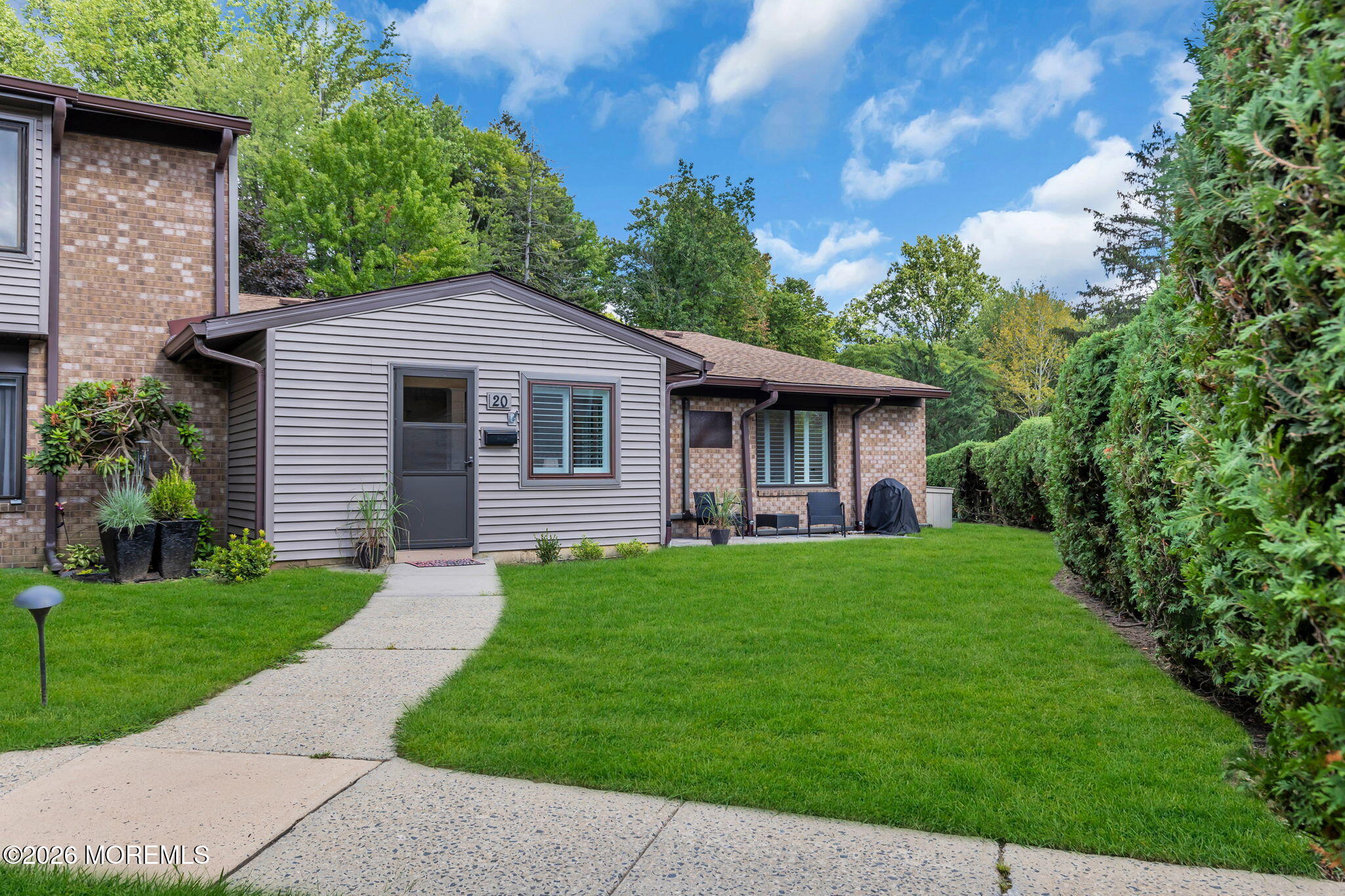 20 Lexington Court Red Bank NJ 07701