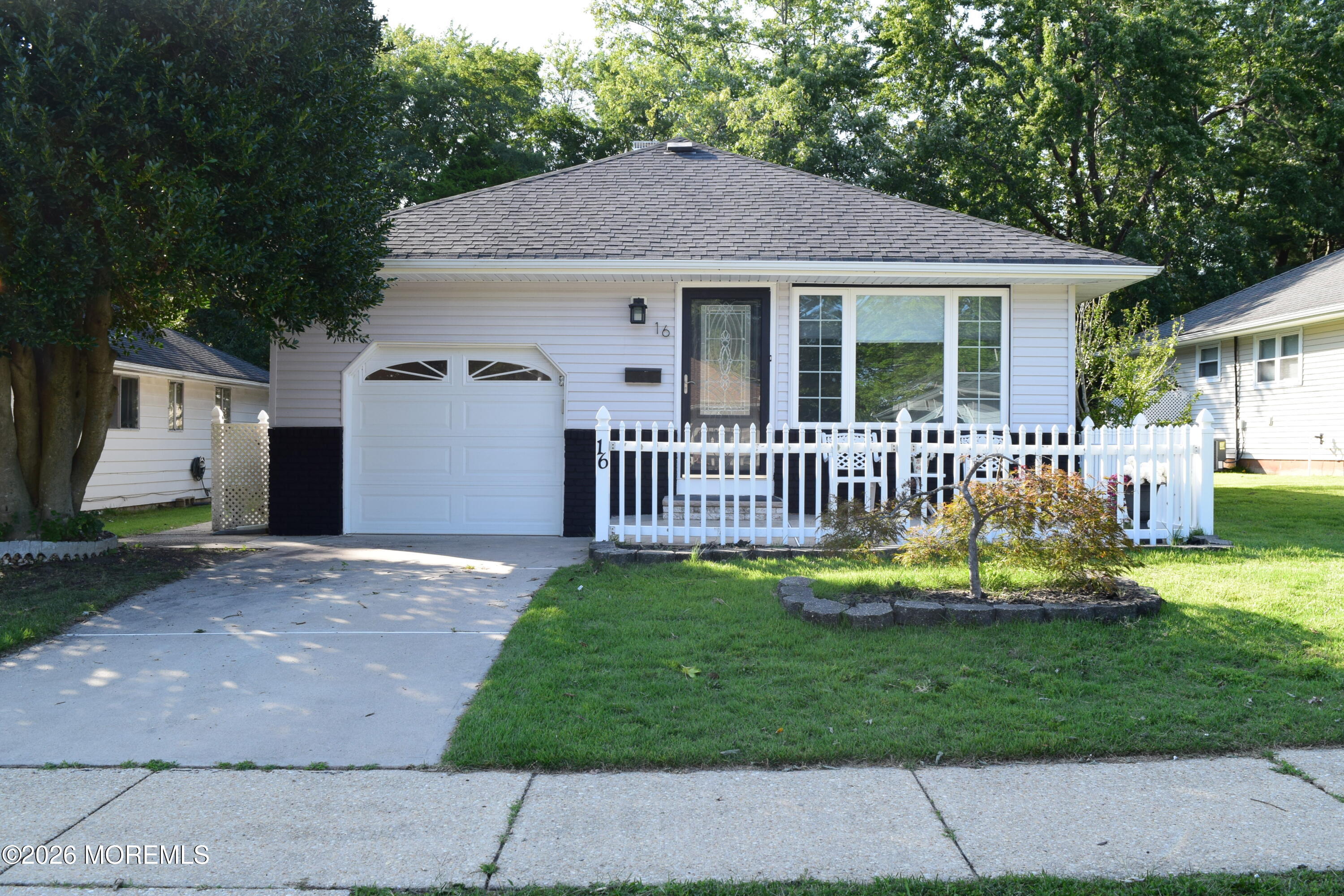16 Mount Katadin Drive Toms River NJ 08753