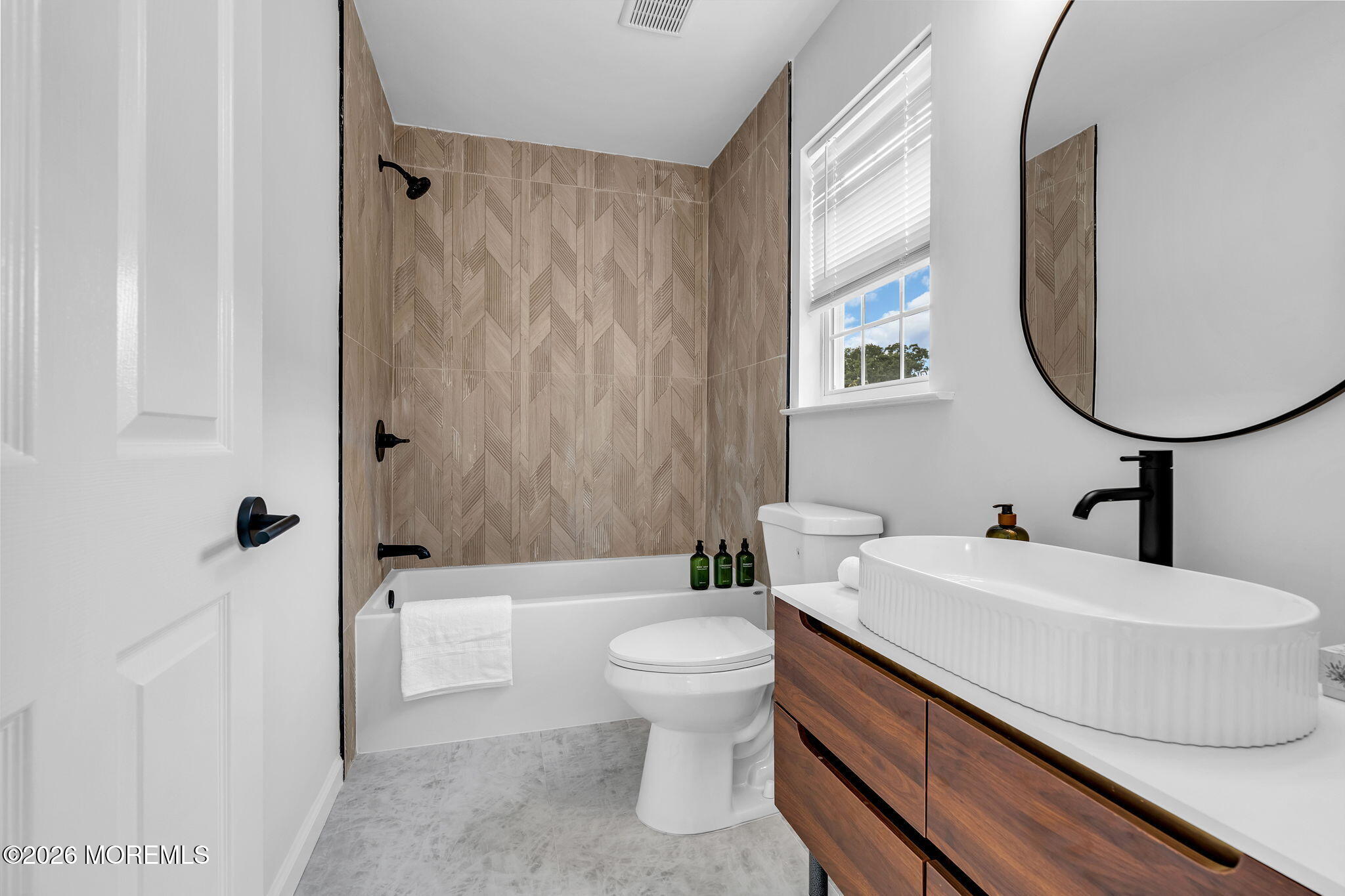 579 Coral Lane Manahawkin NJ 08050
