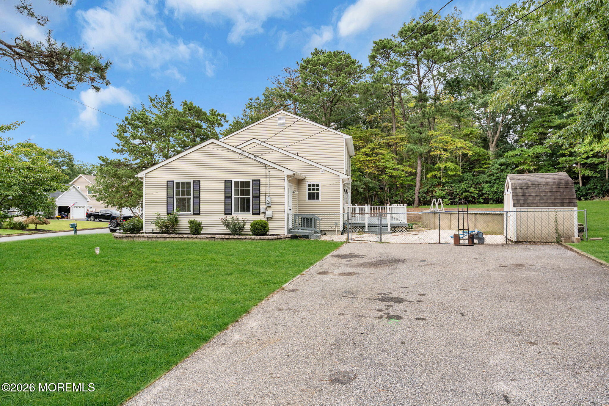 579 Coral Lane Manahawkin NJ 08050