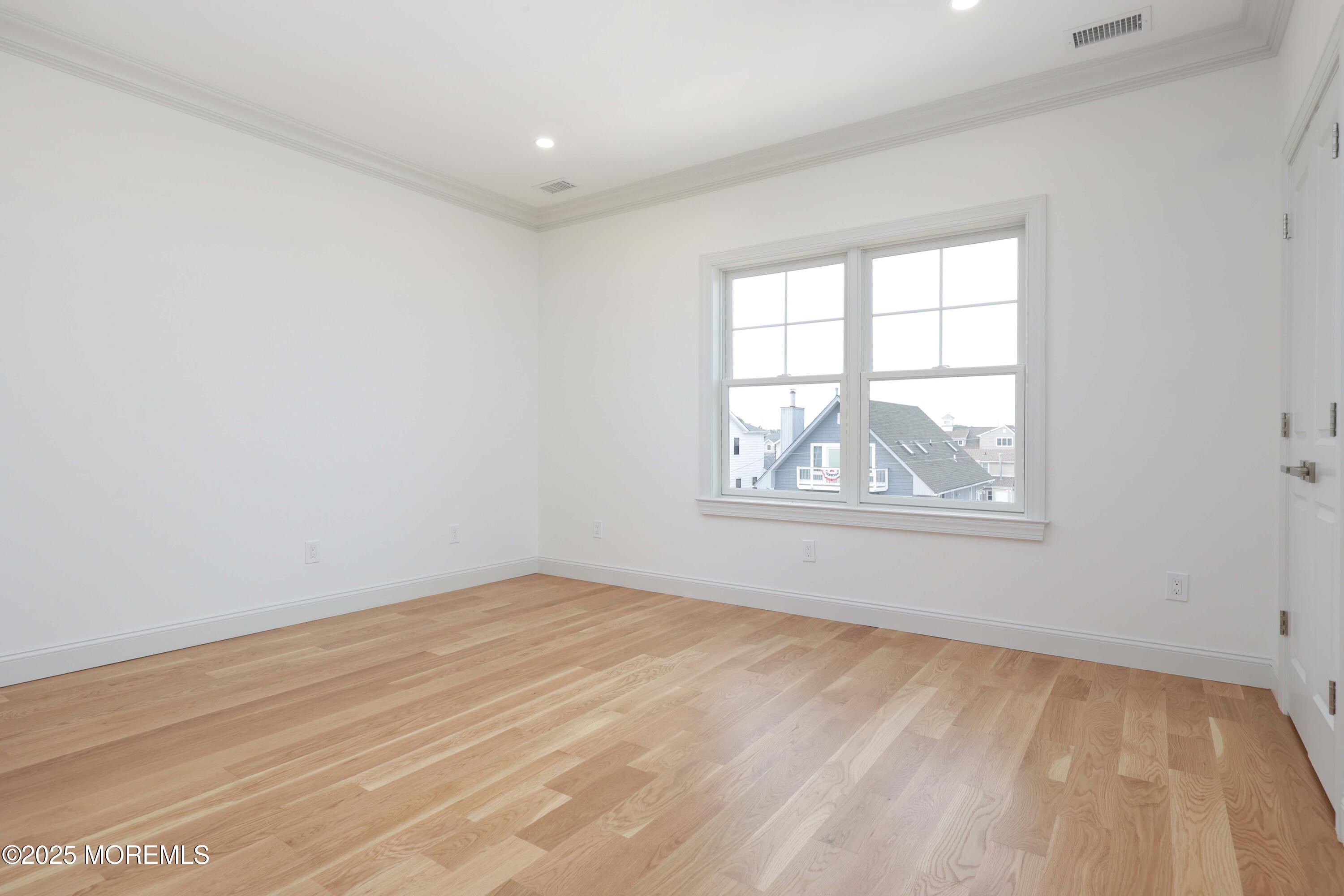 39 Bay Shore Drive Toms River NJ 08753