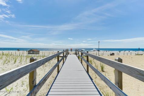 305 Stockton Boulevard Sea Girt NJ 08750