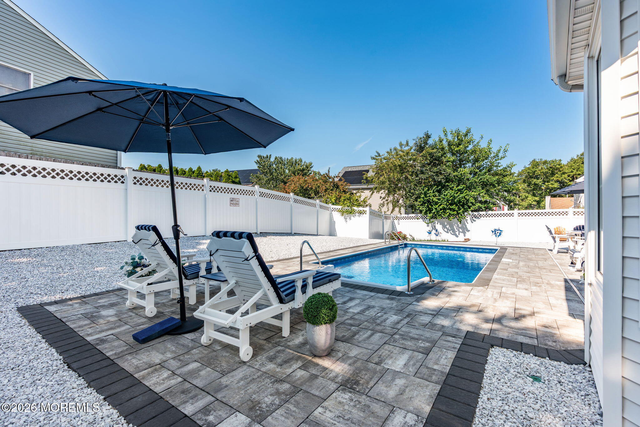 4 Hickory Circle Barnegat NJ 08005