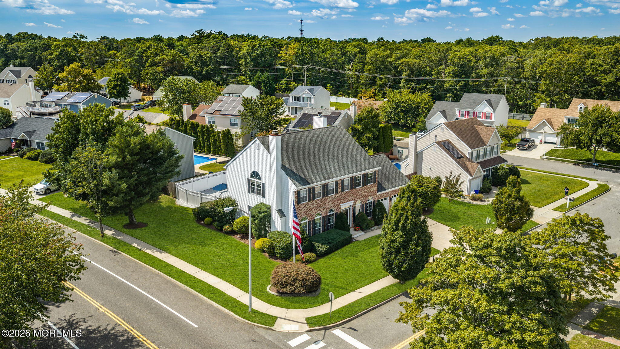 4 Hickory Circle Barnegat NJ 08005