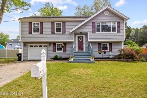 1221 Bewick Street Toms River NJ 08753
