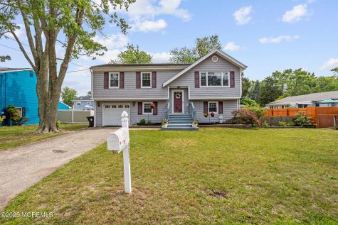 1221 Bewick Street Toms River NJ 08753