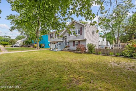 1221 Bewick Street Toms River NJ 08753