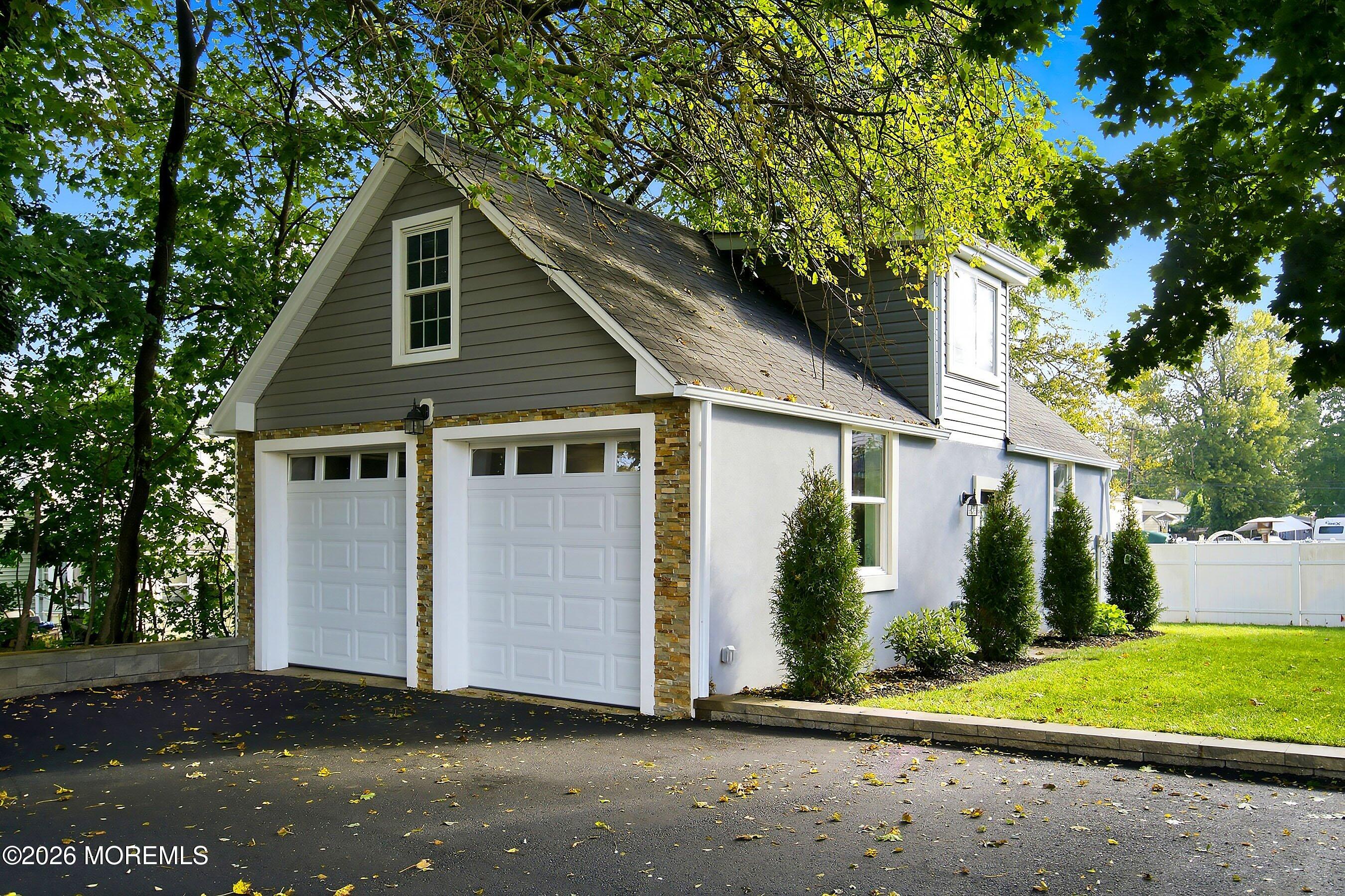35 Hamilton Avenue Leonardo NJ 07737