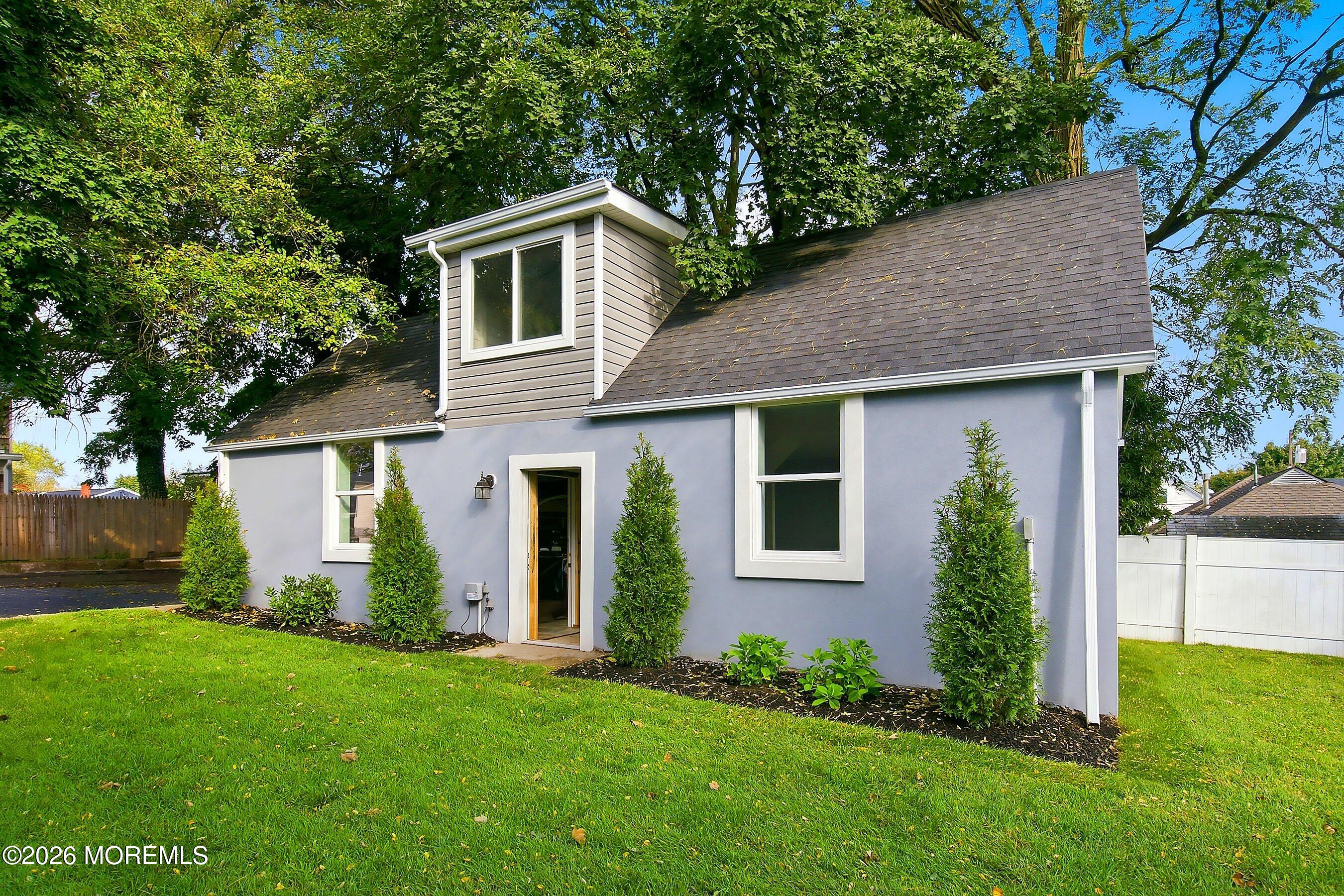 35 Hamilton Avenue Leonardo NJ 07737
