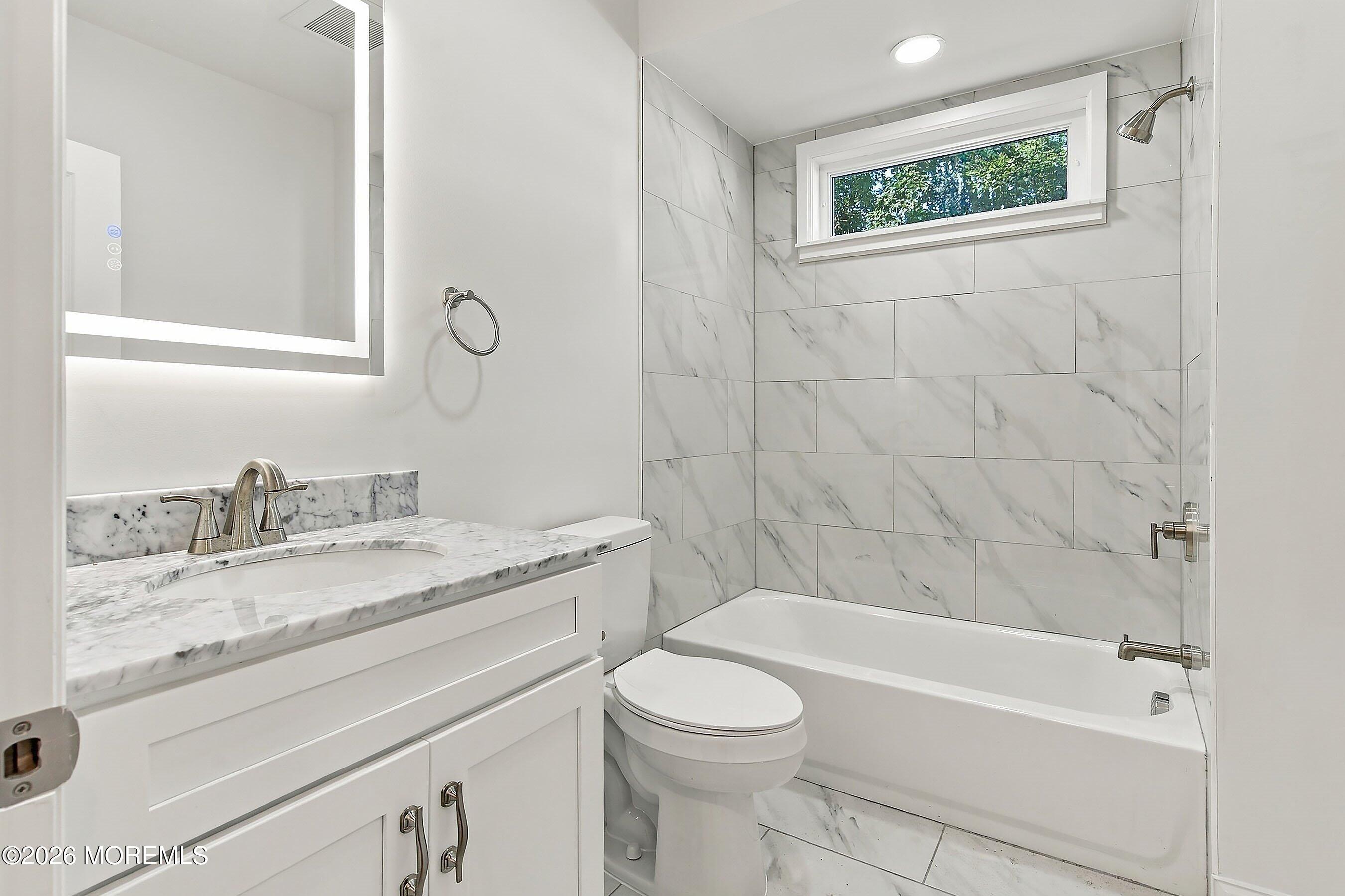 35 Hamilton Avenue Leonardo NJ 07737