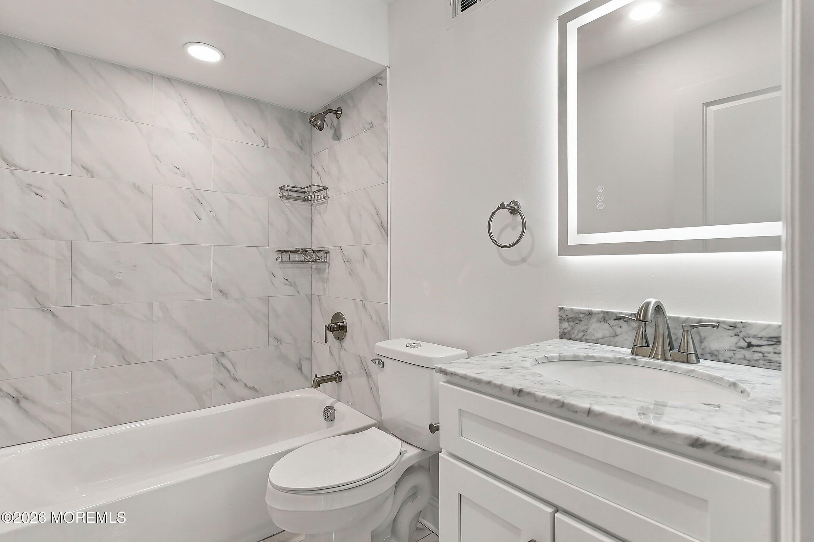 35 Hamilton Avenue Leonardo NJ 07737