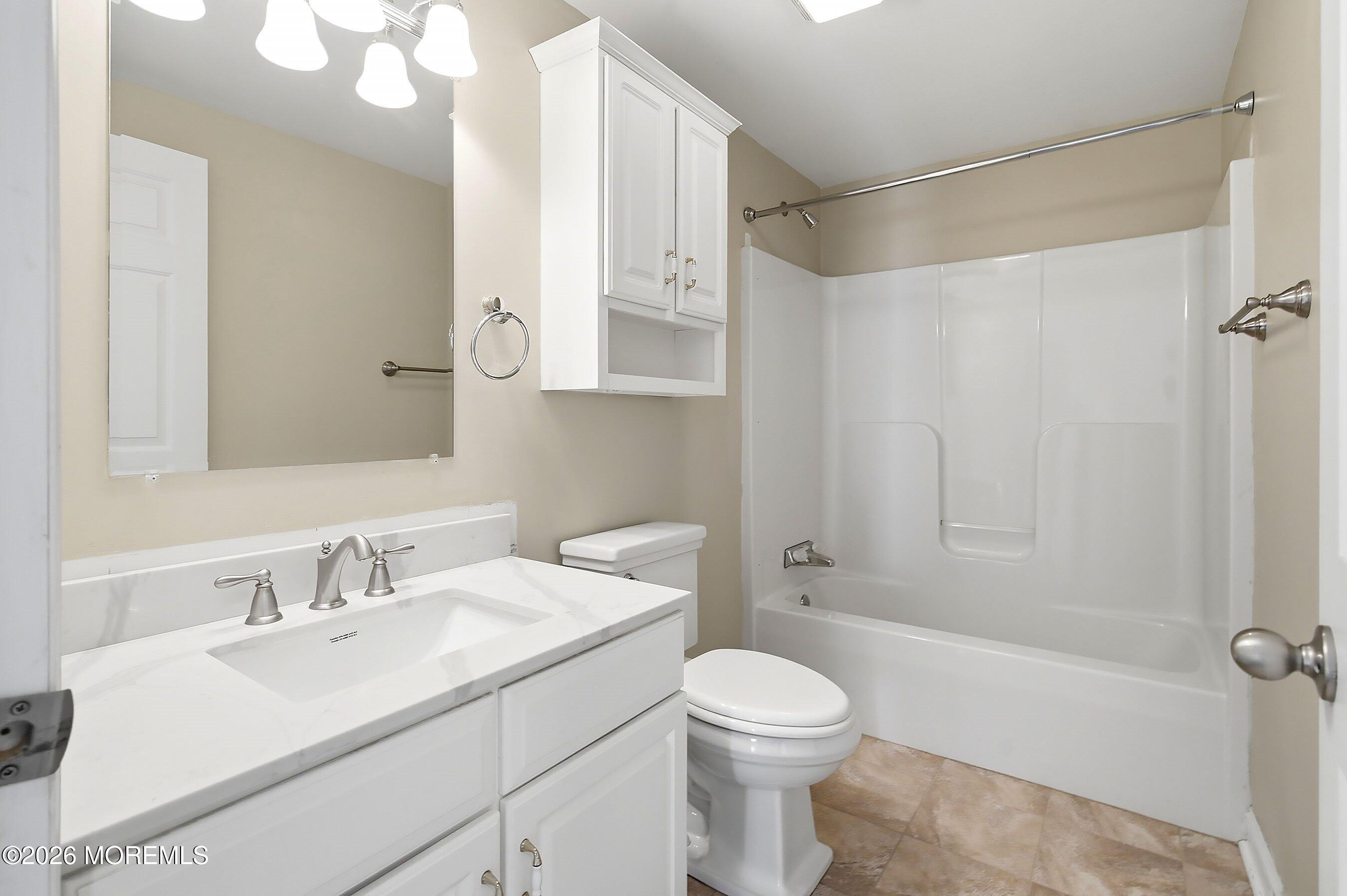 9 Rocky Hill Road Manahawkin NJ 08050