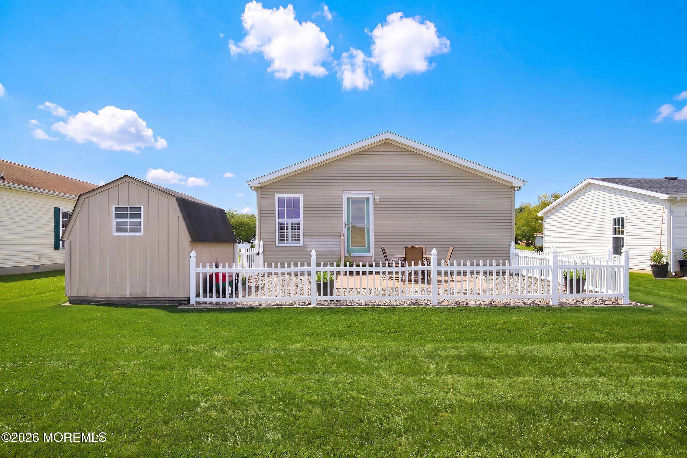 9 Rocky Hill Road Manahawkin NJ 08050