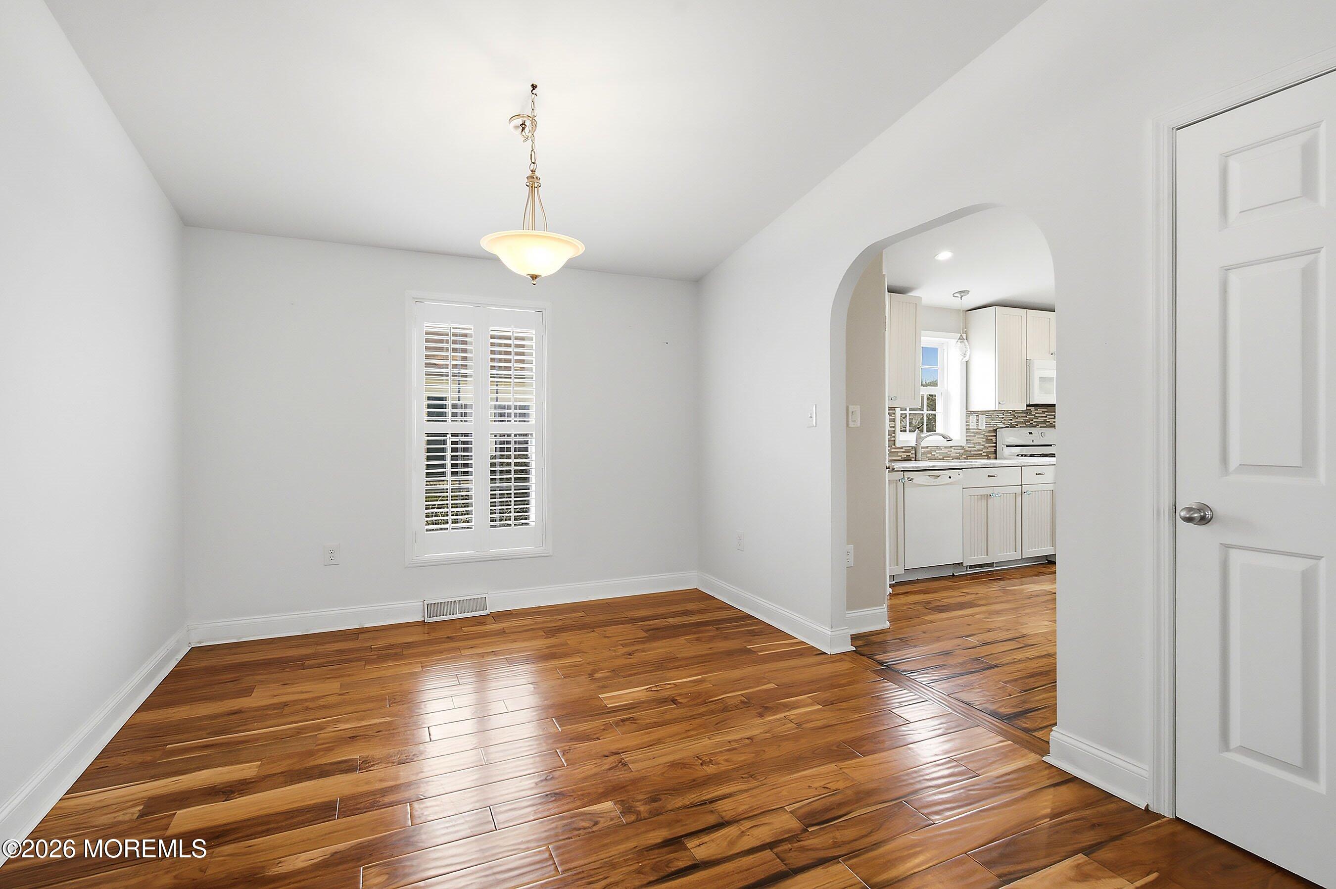 9 Rocky Hill Road Manahawkin NJ 08050