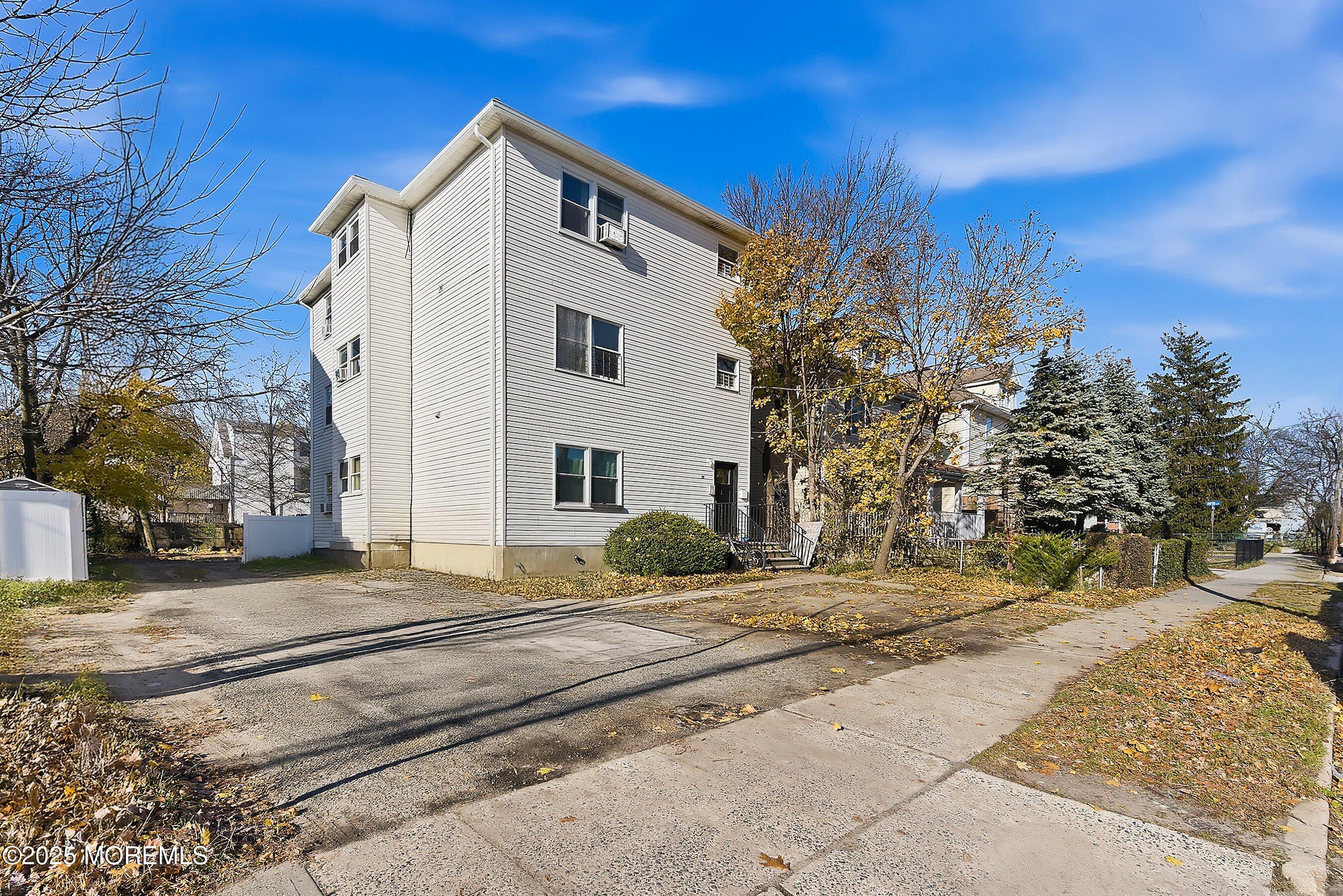 414 Princeton Avenue Lakewood NJ 08701