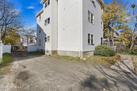 414 Princeton Avenue Lakewood NJ 08701
