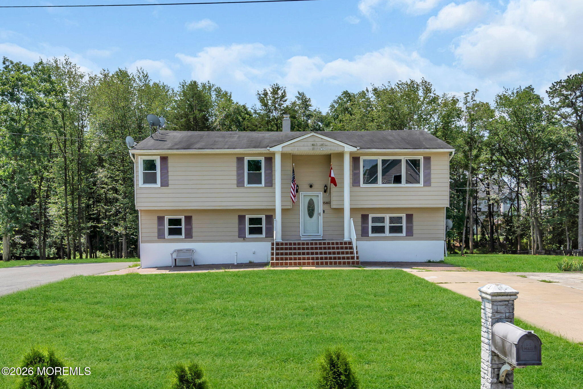 1560 Salem Street Lakewood NJ 08701