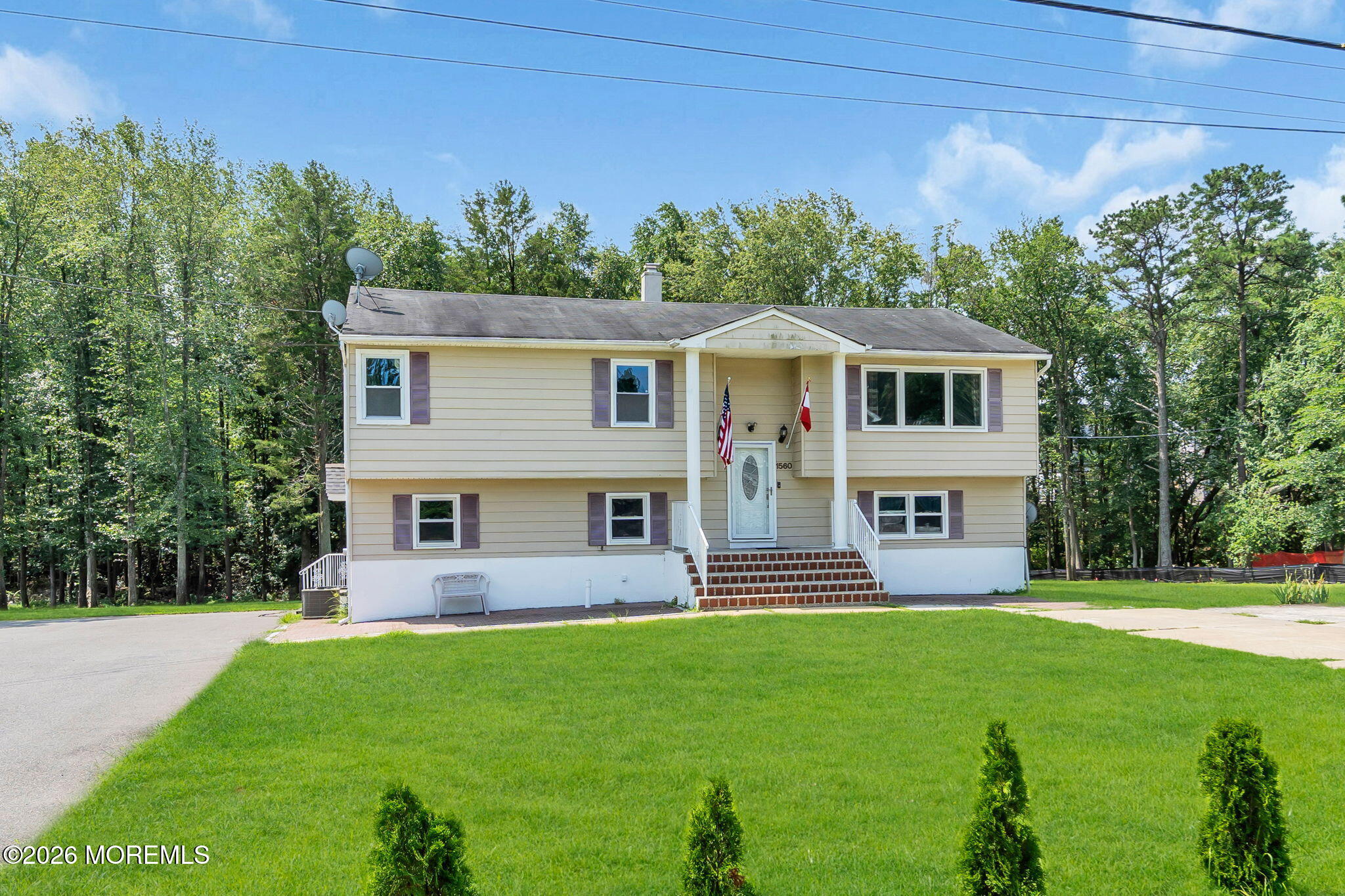 1560 Salem Street Lakewood NJ 08701