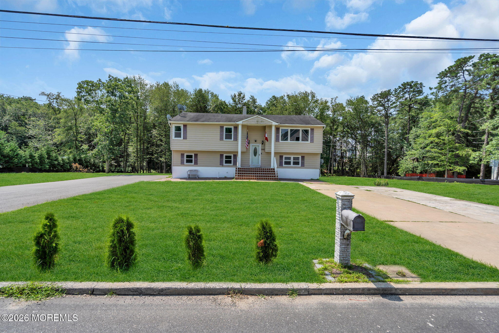 1560 Salem Street Lakewood NJ 08701