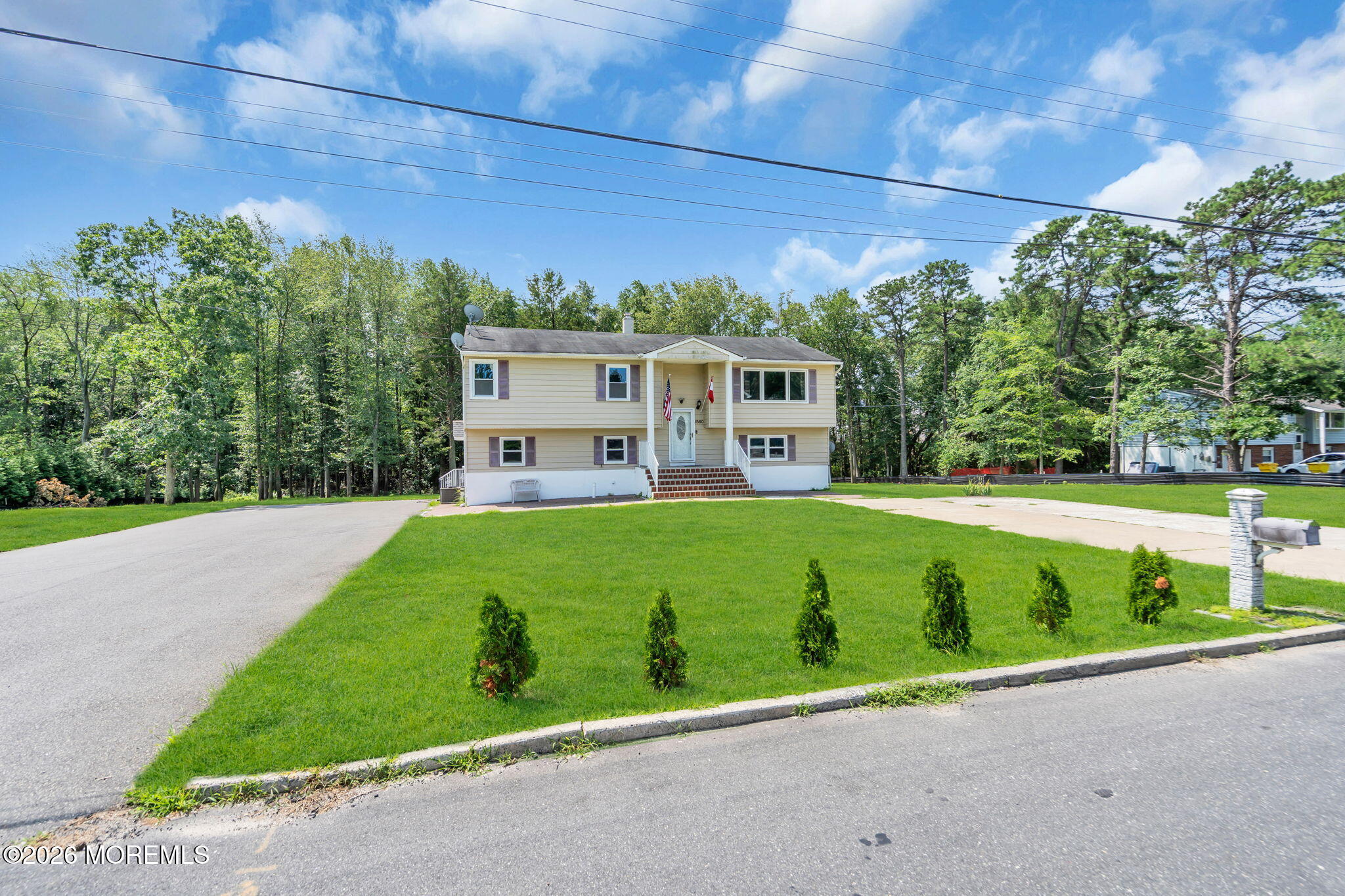 1560 Salem Street Lakewood NJ 08701