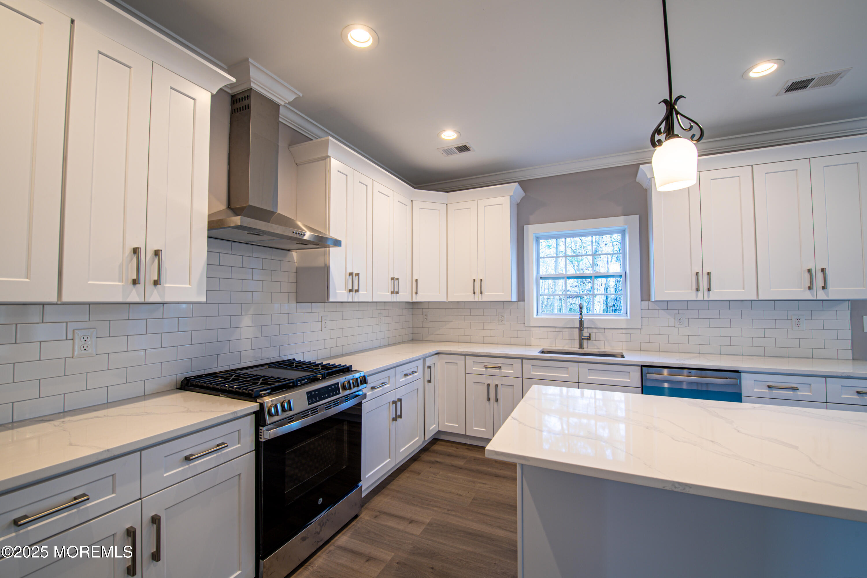 367 Eastern Boulevard Bayville NJ 08721