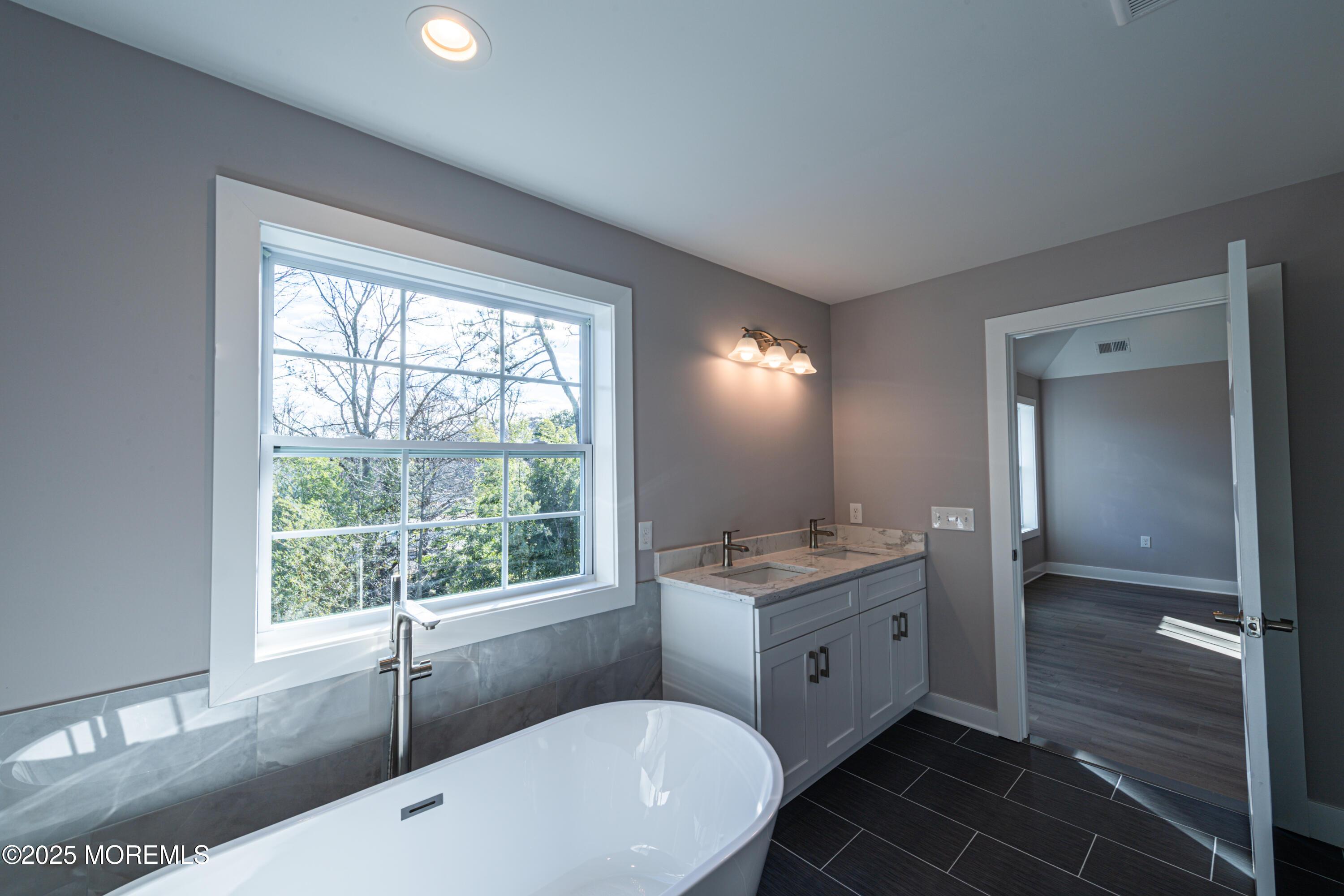 367 Eastern Boulevard Bayville NJ 08721