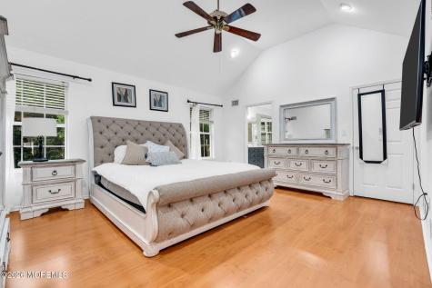 54 Winding Brook Drive Matawan NJ 07747