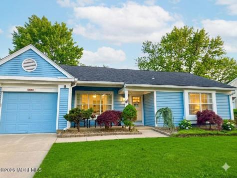 1042B Canterbury Drive Manchester NJ 08759