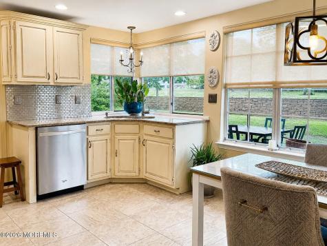 1042B Canterbury Drive Manchester NJ 08759