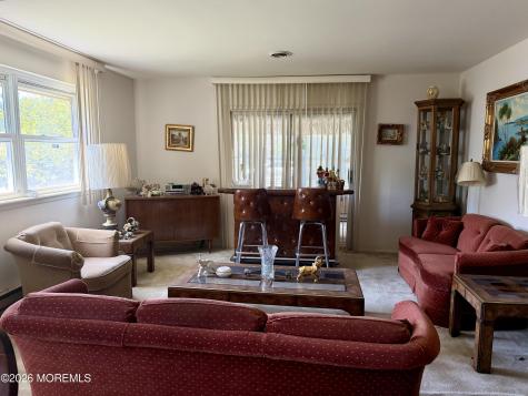 16 Franklin Lane Whiting NJ 08759