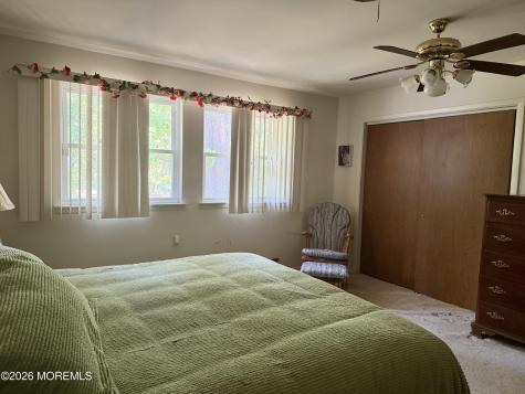 16 Franklin Lane Whiting NJ 08759
