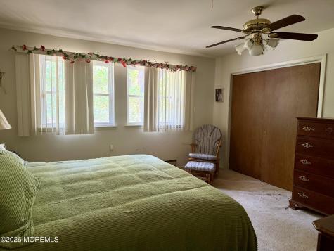 16 Franklin Lane Whiting NJ 08759