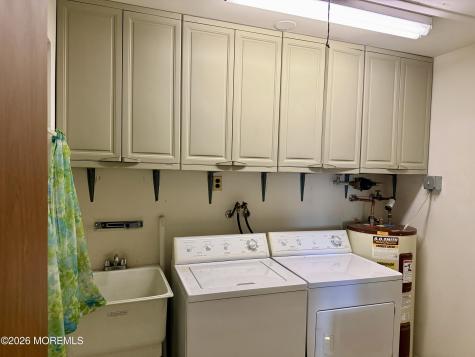 16 Franklin Lane Whiting NJ 08759