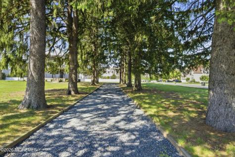 194 Fort Plains Road Howell NJ 07731
